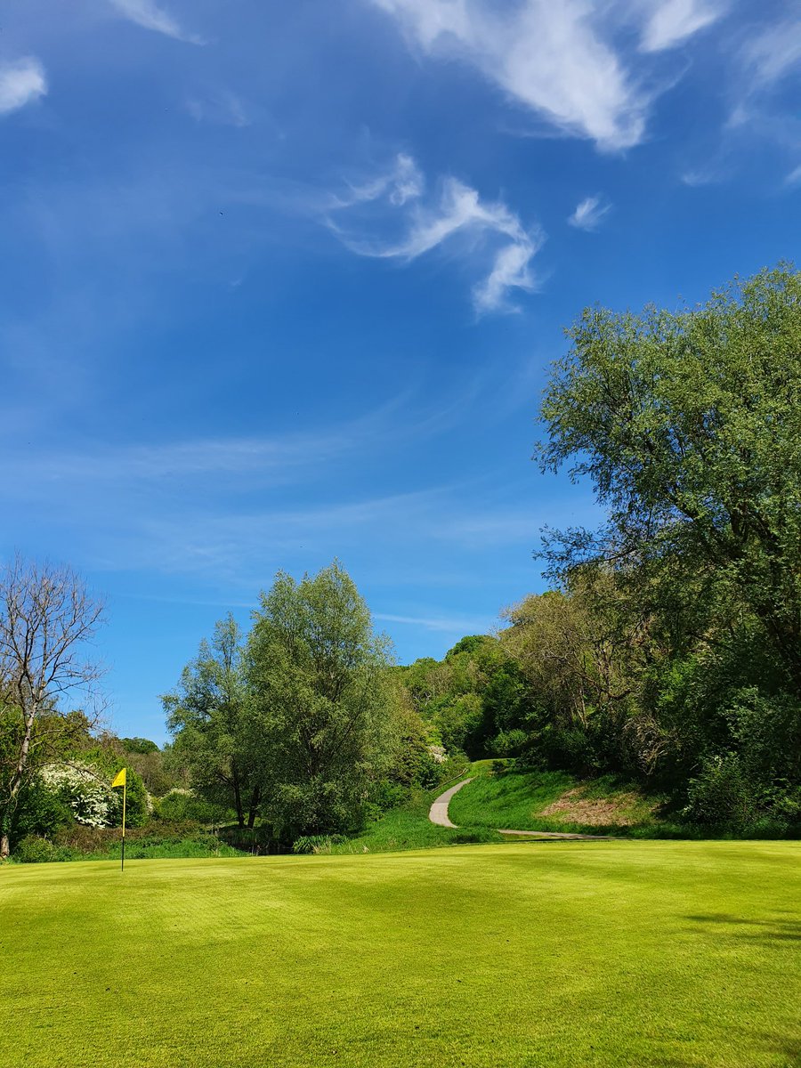 Manorgolfclub's tweet photo. It sure is good to be back 🏌️‍♂️ https://t.co/xvFuGyD9qV