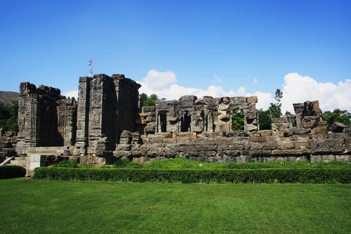 Lalitaditya Muktapida moved his capital from Srinagar to Parihaspur (a small town near Srinagar in Kashmir Valley). Lalitaditya according to Kalhana built his residence and four temples in this area.