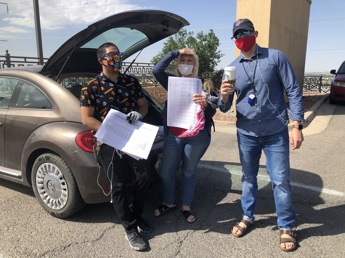 Mario Simental (@msimental_shs) on Twitter photo Socorro High School Dept Chair @itsmrportillo and Sky Coach <a href="/ry_garcia12/">Ryan Garcia</a> delivering NEW TEKS and Treats for ELAR <a href="/krispykreme/">Krispy Kreme</a> Socorro High School Dept Chair @itsmrportillo and Sky Coach <a href="/ry_garcia12/">Ryan Garcia</a> delivering NEW TEKS and Treats for ELAR <a href="/krispykreme/">Krispy Kreme</a>