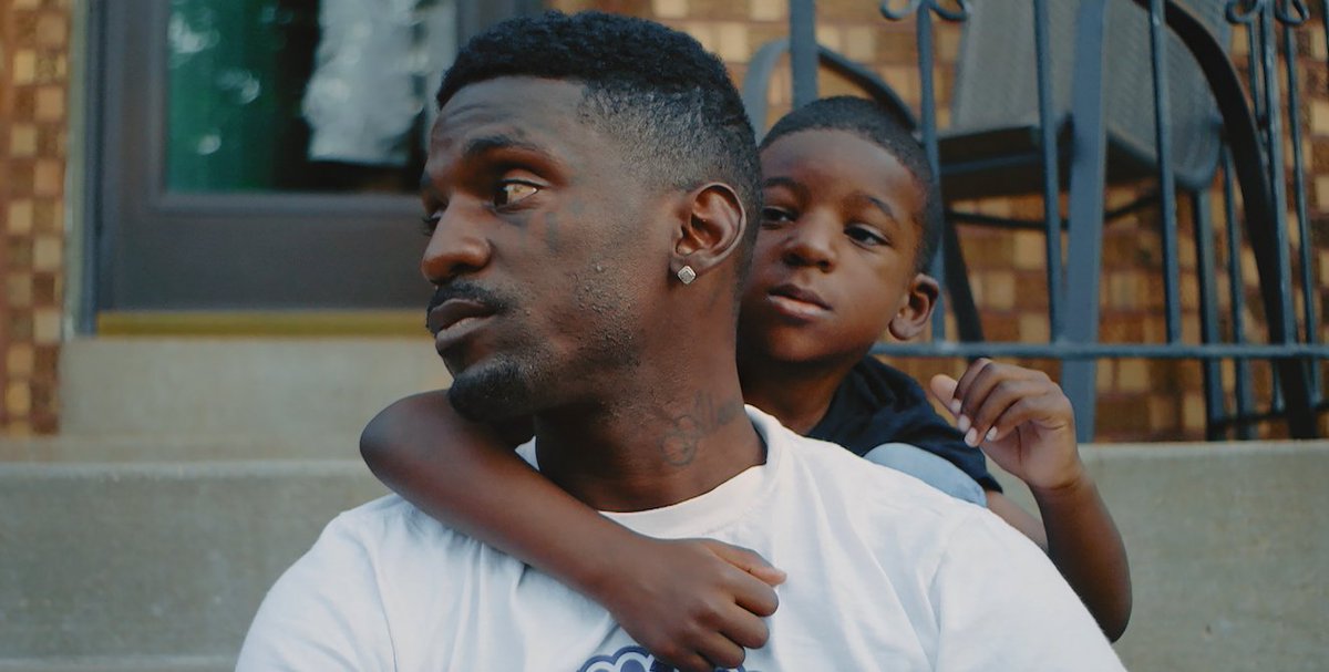 MTVFR's tweet photo. Ne manquez pas ce soir à 0h20 le documentaire MTV #StLouisSuperman nommé aux Oscars 2020 🏆🎞️ #MTVDocumentaryFilms https://t.co/u7yFuCeIiF