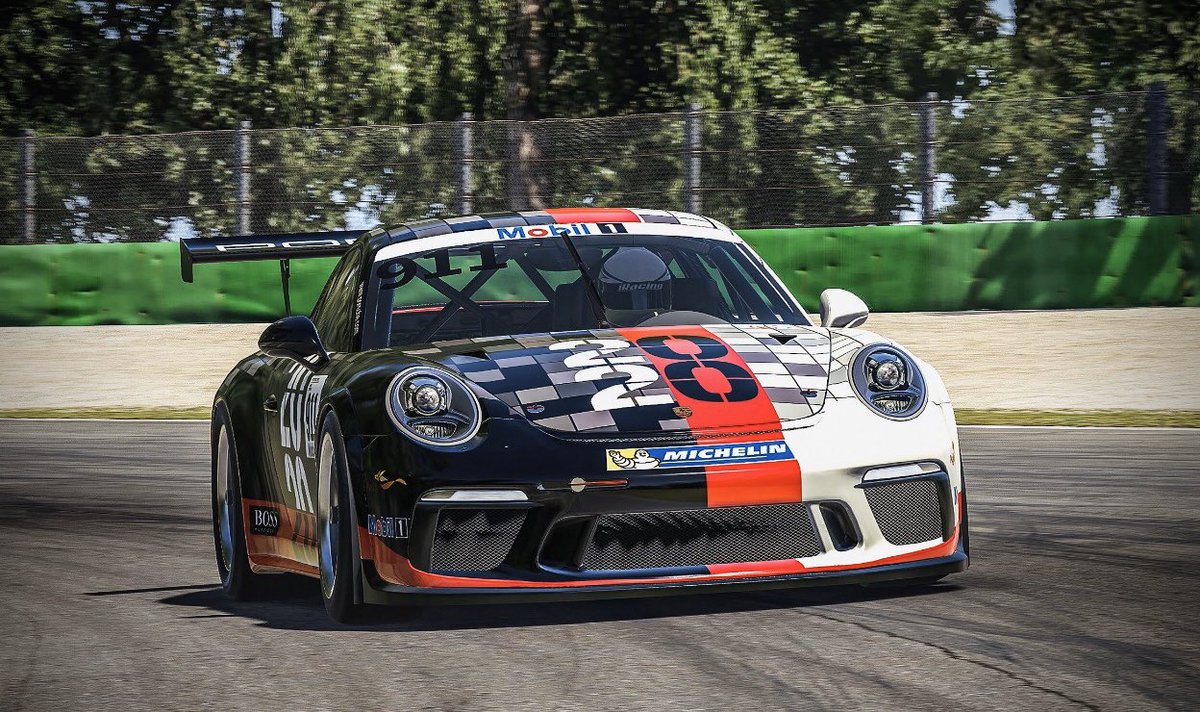 PorscheRaces's tweet photo. #PorscheMobil1Supercup / #virtualPMSC – Did you know? @DavidFumanelli made his digital Supercup debut at the final round of the Porsche Mobil 1 Supercup Virtual Edition at @Autodromo_Monza #Porsche #911GT3Cup @iRacing https://t.co/DeM6WjkwZk