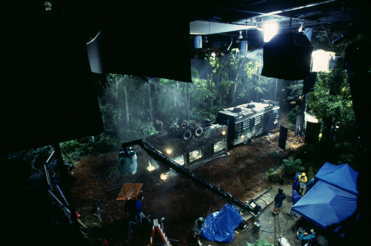 The Lost World: Jurassic Park premiered 23 years ago in theaters! Here are some behind-the-scenes photos from set.