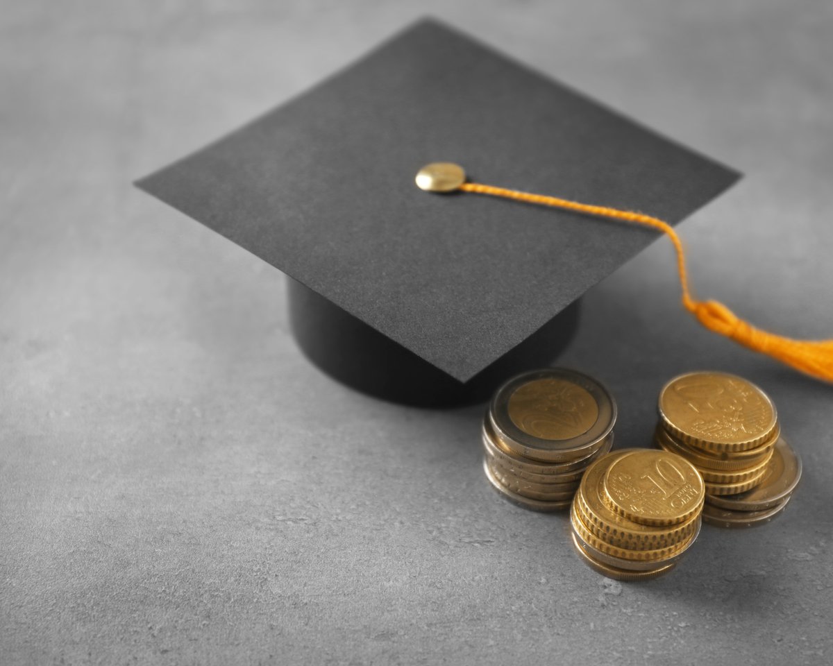 InovaMo's tweet photo. A redução de #mensalidades na #educacao pode ser uma "faca de dois gumes". Entenda as implicações e o que o setor pode fazer para possibilitar equacionar seus efeitos.

#ensinosuperior #universidades

https://t.co/33cGitcW8f

Foto: Divulgação https://t.co/sQXSnfXAc3