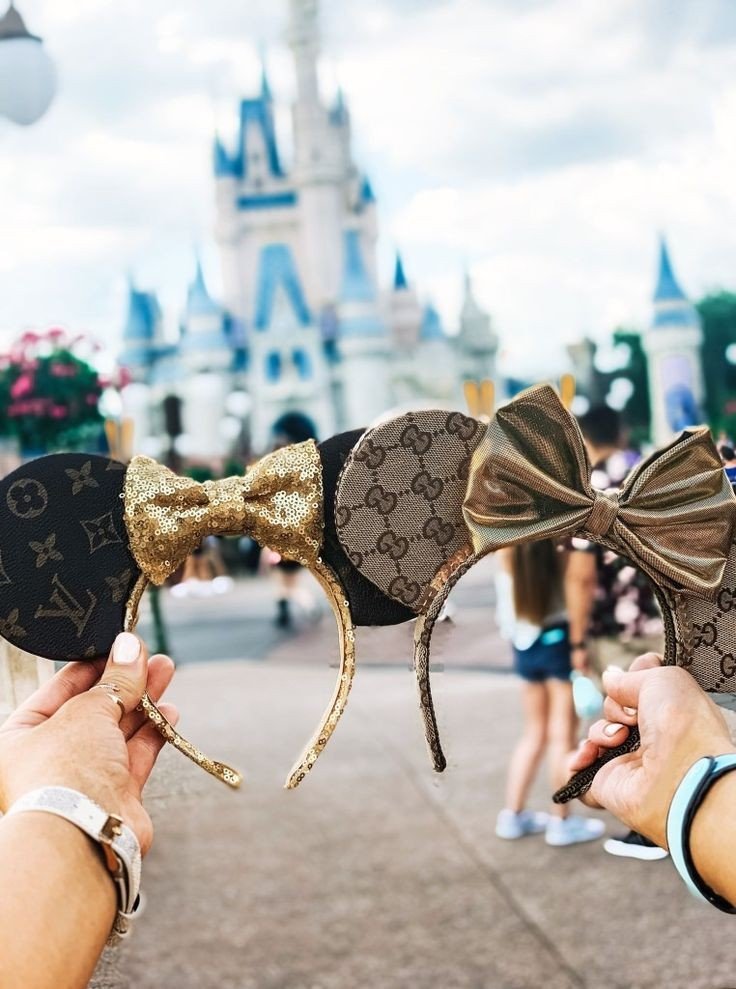 Thread by @glossiiselfcare, my favourite minnie ears! (this month's theme:  disney ) these louis vuitton []