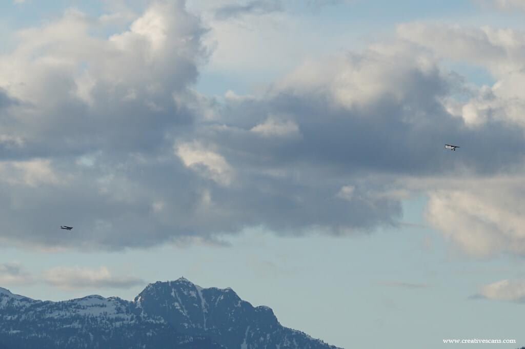 ztravica's tweet photo. Some photos of "Operation Backup Inspiration" honouring Capt. Casey and the Snowbirds taken from Burnaby.
.
.
.
.
#OperationBackupInspiration @CFSnowbirds #RIPCaptCasey #avgeek #yvr #yxx #burnaby365 #photos604 https://t.co/qCA6LuGwfm