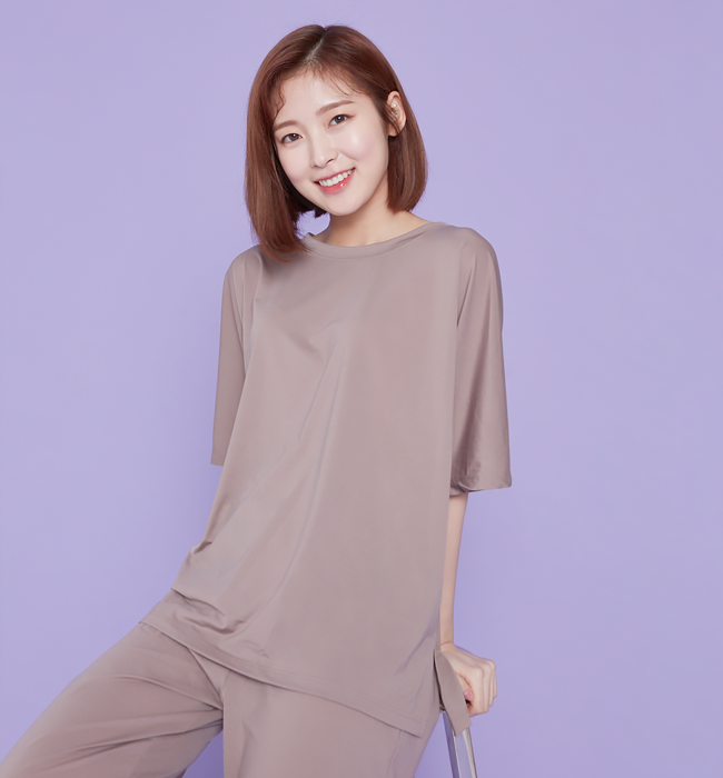 OHMYGIRL_ML's tweet photo. https://t.co/ZsOj9wAKIe