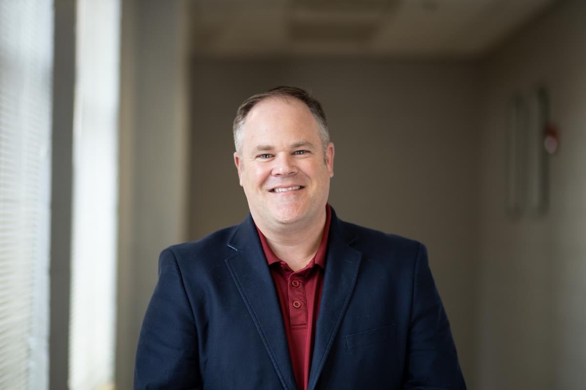 "I give to Lenoir-Rhyne because everyone deserves a future of which they are proud."
-Shane Lunsford '95

Help give LR a bright future! Give today at lr.edu/igive2lru #BearsHaveHeart #StrongerThanEver