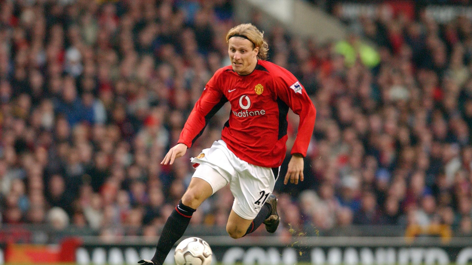 2002/03 Premier League Winner 2003/04 FA Cup Winner Happy Birthday to Diego Forlán! 