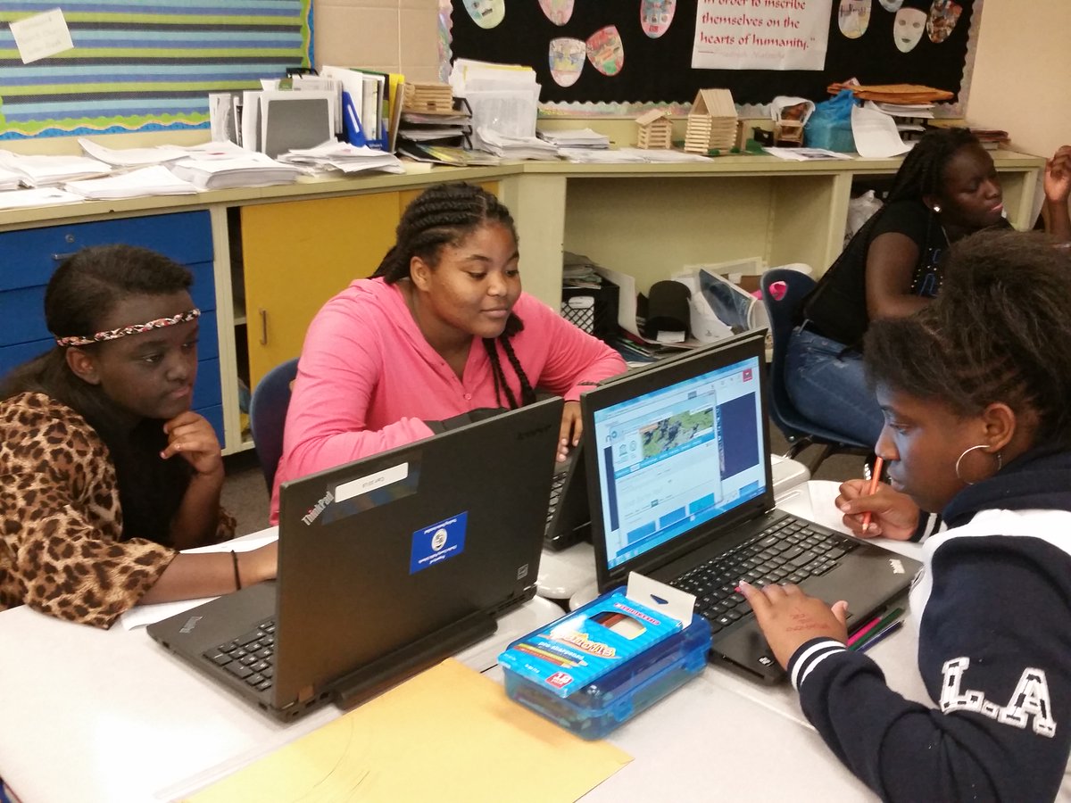 StCharles_sga's tweet photo. It is time for Turn Back Tuesday.  Today features @StCharlesHS @SCHS_20Twenty back in their @StoddertCCPS days! https://t.co/OTsBVyWJC6