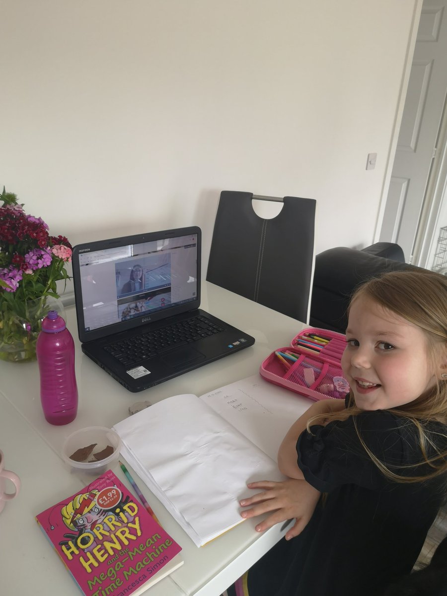McallSteph's tweet photo. We had a look at sway this morning, S was so excited to see @Mrs_J_Anthony16 😀 
We done some ee and oo words in her jotter and on doorway online. 
I can't upload video of pe challenge, was fun but not many socks in basket 😂
#greenrigglearningathome https://t.co/tMJ37hHGPG