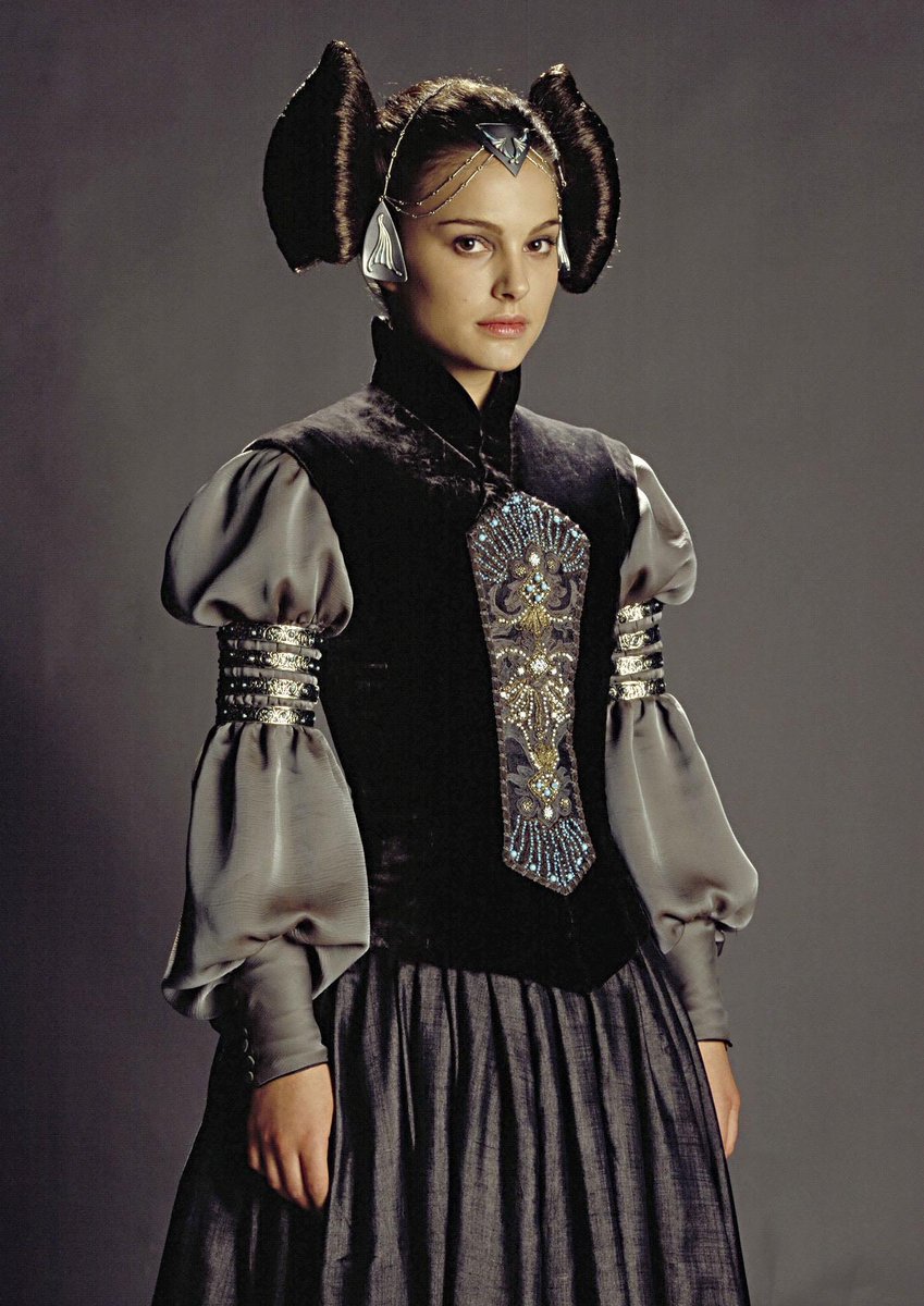 13. packing dress (aotc)an underrated fave. this is a dress that means business because padme is not here to play. also feels like what a disney princess dress would look like in space. love it.