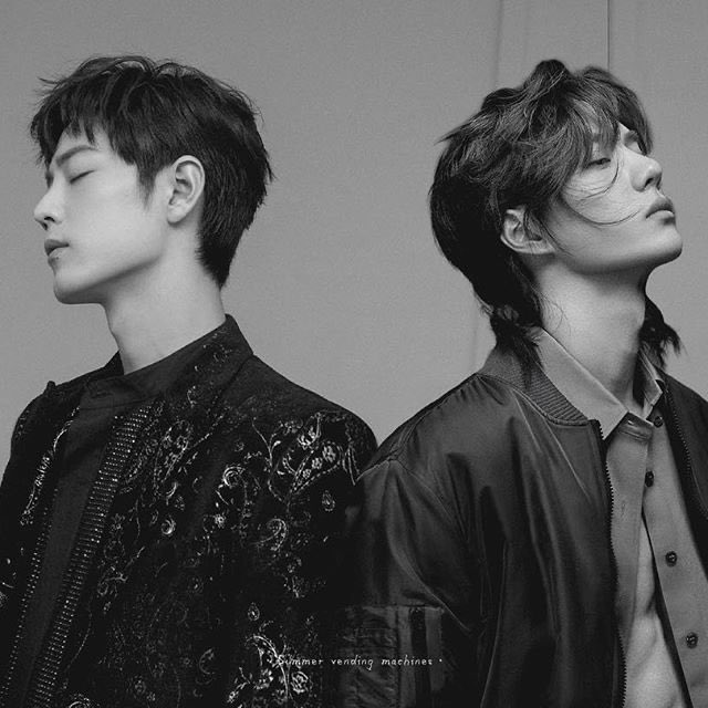 0_0moonrabbit's tweet photo. 철저하게 숨기며 사귀는 탑 아이돌 왕이버 x 탑 배우 샤오쟌

#왕샤오 https://t.co/u9meBdgyuF