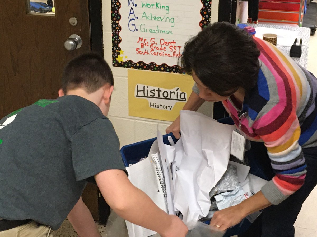 RHSCaretaker's tweet photo. Back in December 2019, we visited this AMAZING team but did not give them the recognition they are so deserving to receive.  Teachers and students working together, gets the job done!  Great job, @RawlinsonRoadMS !  Thanks for all you do to support our recycling program. https://t.co/rUuGVaKVBR
