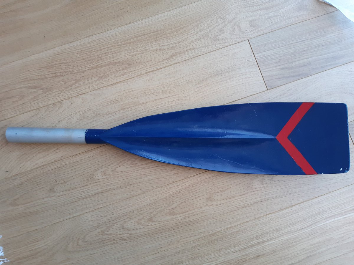 Right <a href="/Rowingfamily1/">Di Binley</a> and all your fab contacts how do I attach this to a wall?