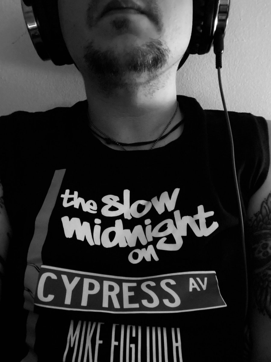 MikeFigs's tweet photo. Getting ready to join The Russell Scott Show #podcast w/ @RussellScott202 - talking my book + more! Link to the full interview available later today. #Books #Writing #Writer #Author #MikeFigliola #MikeAFigs #NY #NYC #Queens #fiction #TheSlowMidnightOnCypressAvenue #permutedpress https://t.co/AxlYuQBk0Z