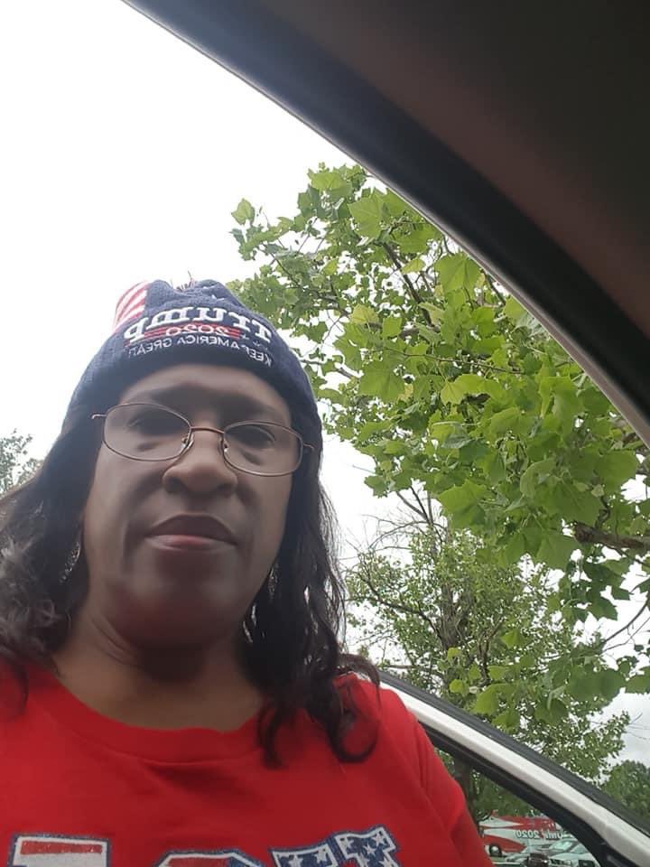 BlexitSC's tweet photo. #BLEXITSC was represented at the Get Right Rally by our chapter advisor Latrecia Pond.
Thank you Lucretia Hughes for having us! #BLEXIT #ReOpenAmerica https://t.co/hwa5eHt8WW