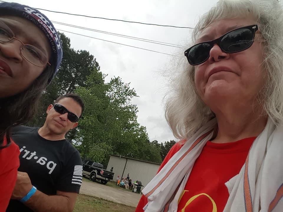 BlexitSC's tweet photo. #BLEXITSC was represented at the Get Right Rally by our chapter advisor Latrecia Pond.
Thank you Lucretia Hughes for having us! #BLEXIT #ReOpenAmerica https://t.co/hwa5eHt8WW