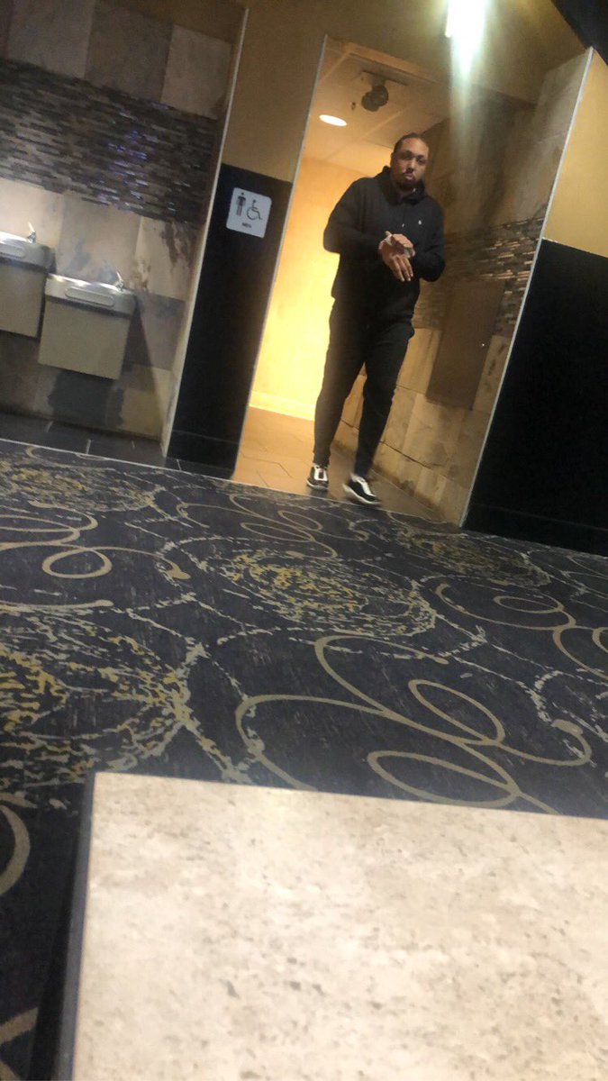 AMGMChapo's tweet photo. #NOTLyin 🤑 https://t.co/ZXqcrOa2zY