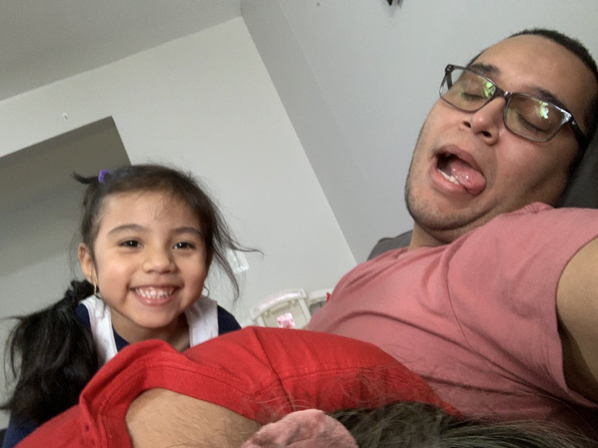 SatisfactoryDad's tweet photo. Lunch time and the trolls have hanged up on me. These are the pictures that will be a good memory during this crappy time. @VanessaASMRLife Sofie #tuesdayvibes #dadlife #savedad #dadsneedabreak Lol https://t.co/VbbfAHUn21