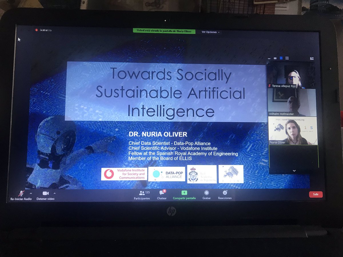 EuropeDirectRMu's tweet image. #NosQuedamosEnCasa y estamos “Estrategia de la #UE de #datos e #InteligenciaArtificial” #BigData #tecnologíadigital #internetdelascosas #digitalización #economíadedatos ¡Qué interesante y qué nivel @nuriaoliver @LorenaBoix! Excelente iniciativa de @ComisionEuropea y @kas_madrid