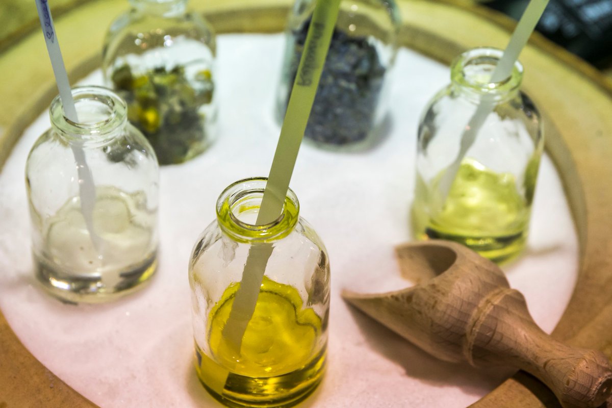 chemicaltopics's tweet photo. #Covid_19 #Impcat on #Personal #Care #Ingredients by Ingredient (Emollients, Emulsifiers, Surfactants, Rheology Modifiers, Active Ingredients, and Others) and Application - #SkinCare, #Hair Care, Oral Care, #Makeup, and Others.

Read More, Request PDF: https://t.co/P4fwUct1EU https://t.co/UBHEehvtPY