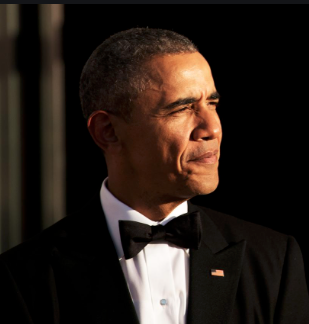 clamradio's tweet photo. The President won't unveil the Obama Portrait at the White House.  Let's unveil some here!  #ObamaPortrait  @POTUS @CNN @foxnewstalk @nytimes @NYGovCuomo @latimes @CBSNews @BostonGlobe @washingtonpost @chicagotribune @BarackObama @maddow @ChrisCuomo https://t.co/w2Gax6E0yK