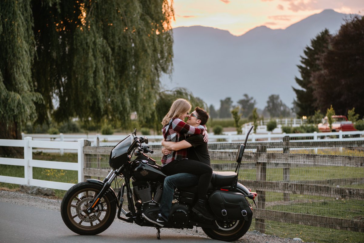 ThiessenSonja's tweet photo. Falling for my hubby is the biggest reason I fell in love with riding motorcycles. He deserves all the credit! β€οΈ Can't wait to share more during our online promotion week!
#ABTatUFV #ABTPod3 #ExploreFV https://t.co/4720ldeV94