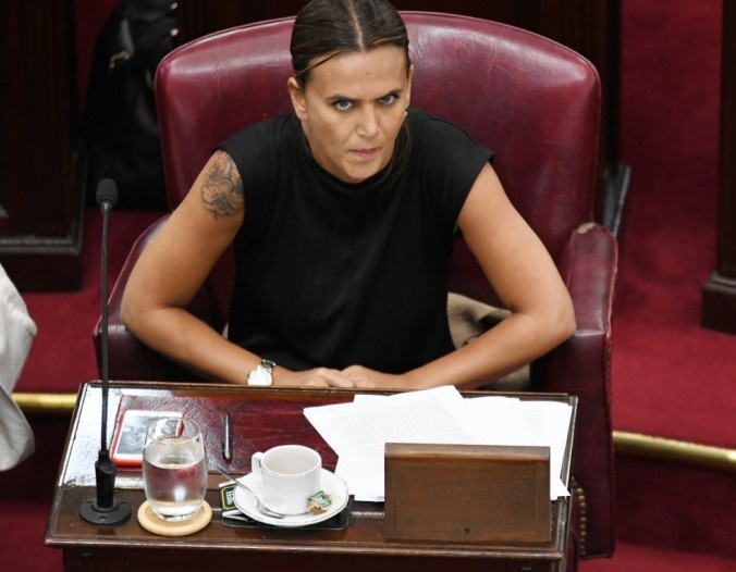 Alunares tweet media