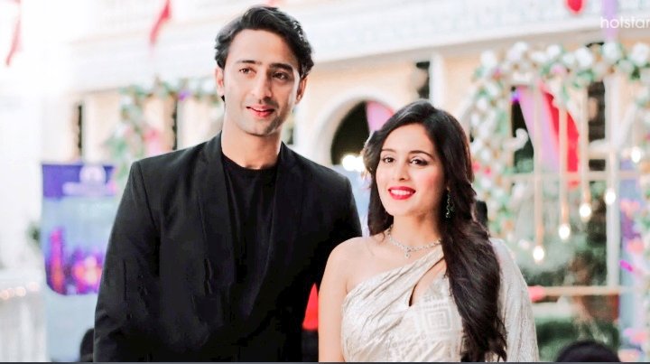 shermloch's tweet image. They are heavenly gorgeous  💫💫
Wishing to see them together in a show or web #HarshadChopda #JenniferWinget  #ShaheerSheikh #RheaSharma #JenShad #AdiYa #MishBir #YehRishteyHainPyaarKe