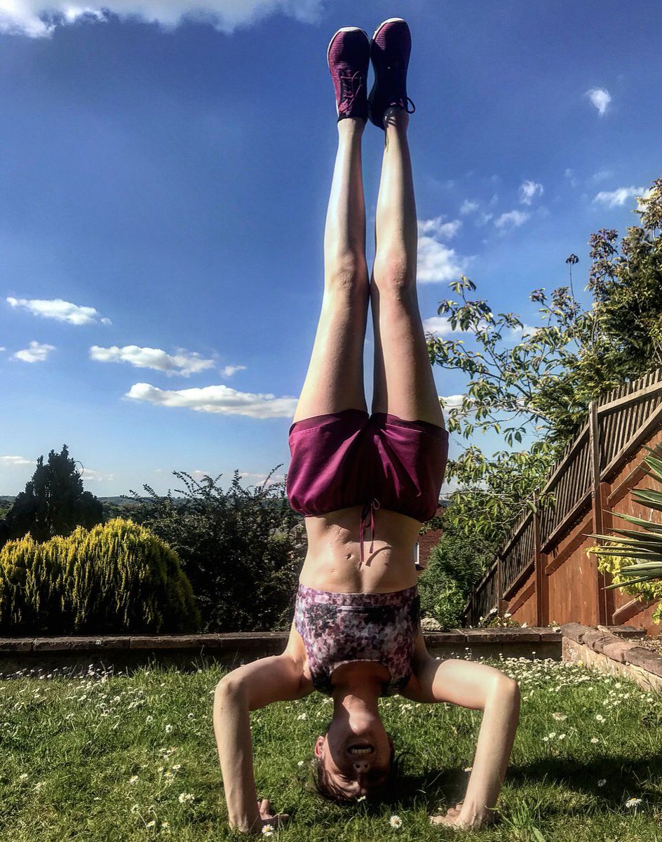 alexandra_DBmed's tweet photo. Before and After.

What a difference a few weeks and some sunshine can make

Yay to headstands in the garden, sun, home and family

Some drastic measures and 200 miles taken but I’m grateful for life and health. Always remember to tell your loved ones you love them

#staysafe https://t.co/8zs5WyRBb8