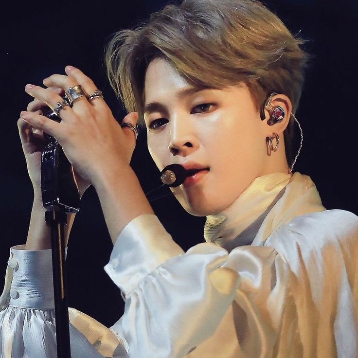 Jimin's ethereal beauty ; a very important thread