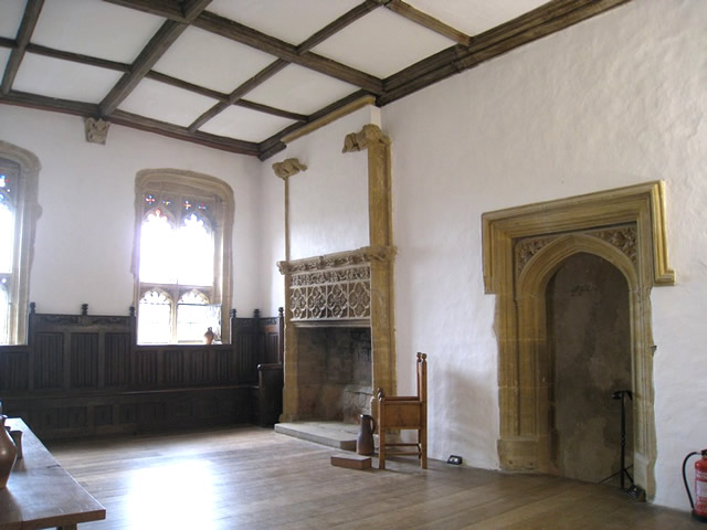 Muchelney Abbey is EH so pretty well-known. Benedictine, f.950, £511 gross, dissolved 3 Jan 1538. All that really survives above the footings is the S walk of the cloister (once fan-vaulted), the reredorter and the abbot's lodgings, which of course is described as a "Tudor house"