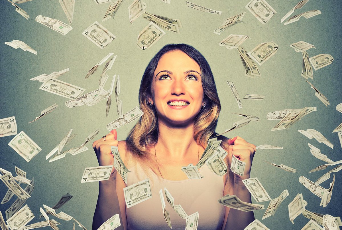 We love #brokers and #realtors! We make selling a new Pacific Communities Home easy.  Sign up your clients online and we will do the rest. 3% Broker Co-Op + Up to $5,000 bonus. Learn more bit.ly/BrokerSteps