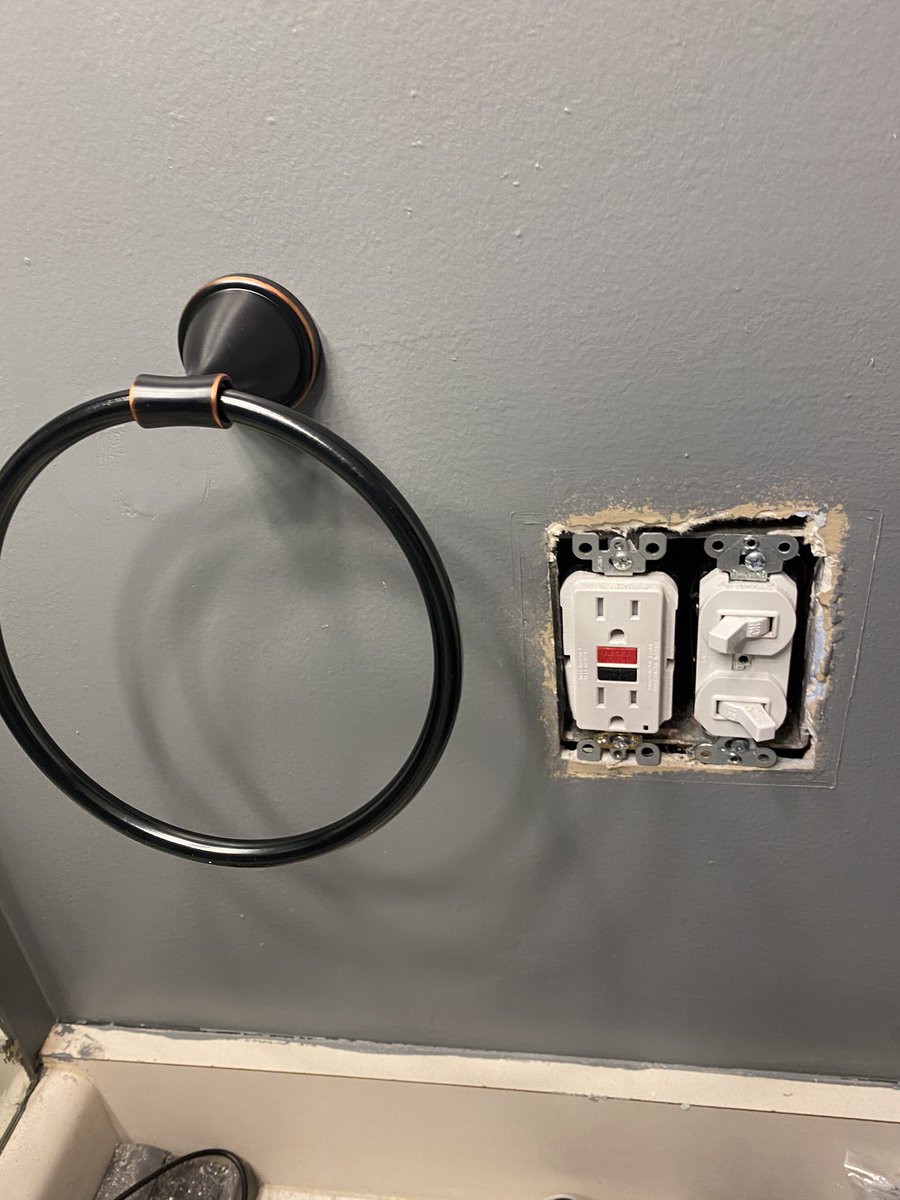 Changed the position of this. Didn’t like where it was before. Is it too close to an electrical outlet to not be dangerous? Possibly. I did order a new light switch cover and will repaint the grey around this one and do a similar mat black, sand and gloss on a copper base.