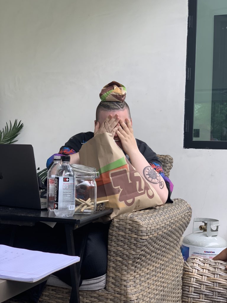NotCxdy tweet media