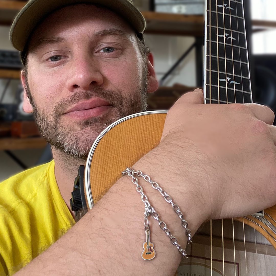 jasonmanns's tweet photo. Thanks to everyone who's lent me an ear throughout the years. This little guitar charm is for you. It also benefits one of my favorite causes, @jacmelchildren in Haiti. Get yours and you'll be helping us support some awesome, deserving kids. https://t.co/Ef4ELYgfK1 https://t.co/4XKiwA3oop
