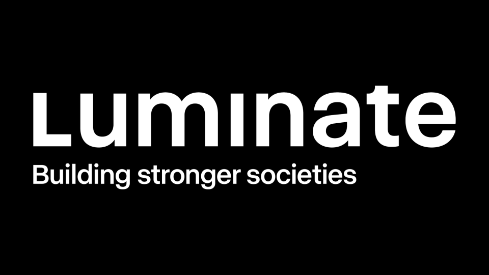 ethicalresolve's tweet photo. In partnership with 
@luminategroup
 we are gathering info about attitudes and practices regarding data &amp; #digitalrights. If you are a professional, founder or investor in the data technology field, please share your views in this short survey. https://t.co/AhxjYQ9eTb https://t.co/4rkMopYrp1