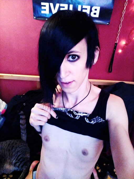 Rawr? Tiny tities and stuff xd https://t.co/zSVKVqeRMx<a href="/tag/mvsales"class="tags"><span>#mvsales</span></a><a href="/tag/mvtrans"class="tags"><span>#mvtrans</span></a>