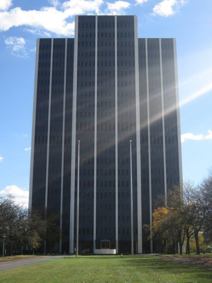 1 year ago today, Martin Tower was demolished. 

Everyone has "grieved" this situation differently, and I respect your decisions. 

I do not wish to patronize anything built on the land. I wish nothing would be built there at all. 

I know none of us will ever forget it. 🏙