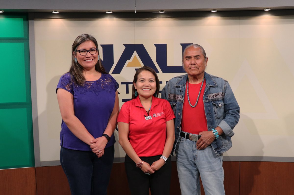 CHERArizona's tweet photo. Check out the SHERC CECore video series with Karletta Chief and Duane Yazzie, Amy Armstrong-Heimsoth and Shevaun Sullivan, Dr. Talima Pearson and Trudie Milner, and Dr. Frank von Hippel and Emma Torres. https://t.co/Ik05np9Pz3. #CHERtheHealth #healthequity #SHERC #CECvideoseries https://t.co/eabpWYjBGY