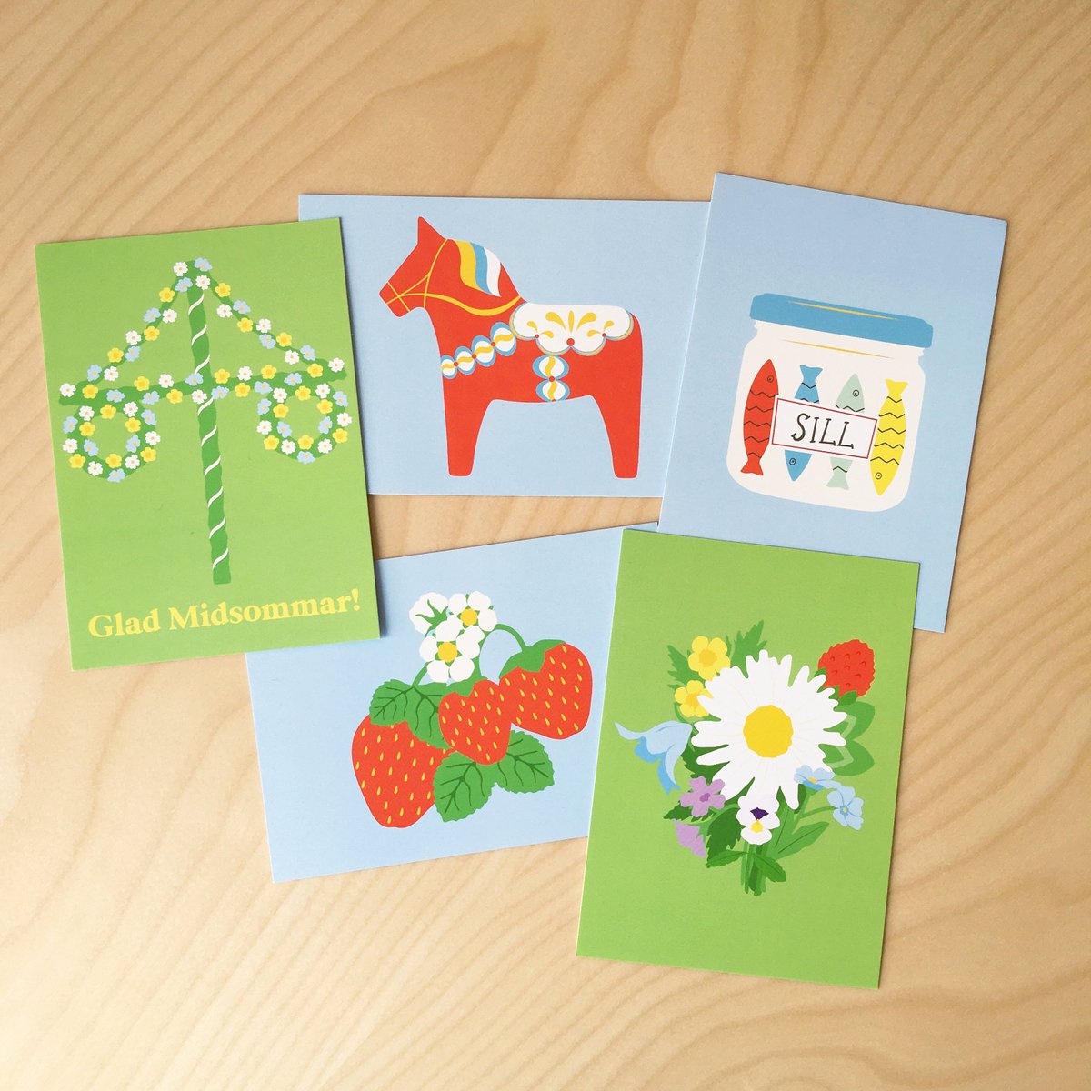 jennisprints's tweet photo. #Midsommar, as it is called in Sweden, is right around the corner! But this year, given the quarantine, it will probably be a midsommar spent indoors or solo. That's why I made these cards!
https://t.co/SbUSaMiMXi https://t.co/4EsQqAohxs
