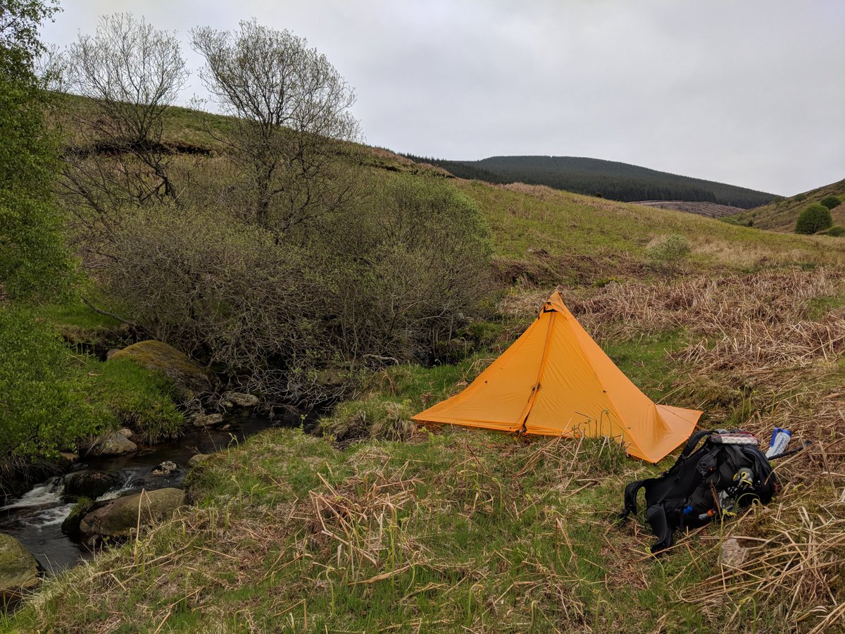 backpackartist's tweet photo. Tonight's #virtualTGOC camp for day 12 is this desperate affair from 2018, when the spot I wanted was inaccessible, and I found myself taking the first vaguely workable spot. Another terrible example of tent pitching 68/n https://t.co/14vpaaq1zv