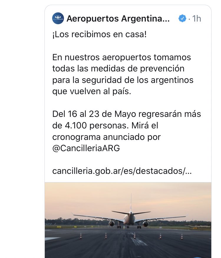 ColombiaenSos's tweet photo. Por cada tuit del gobierno auto felicitándose por los ‘vuelos humanitarios’ y por cada oportunista. Compartamos esta imagen para que se den cuenta de la mala gestión que hacen.  #AbrirAeropuertosEs #AbrirElAeropuertoYa https://t.co/QMvuDDlFiG