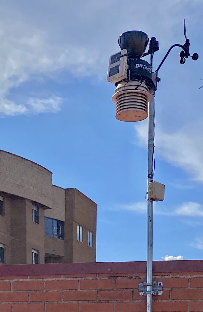 AvIlustracion's tweet photo. Nuevo pluviómetro #Aerocone de @davisinst instalado y ya operativo. Mantenimiento anual realizado y pluviómetro sustituido !
#DavisVantagePro2Plus #MeteoIlustracion @AvIlustracion
☀️ ☔️ ⛈ seguimos ! https://t.co/TFjlYhDm42