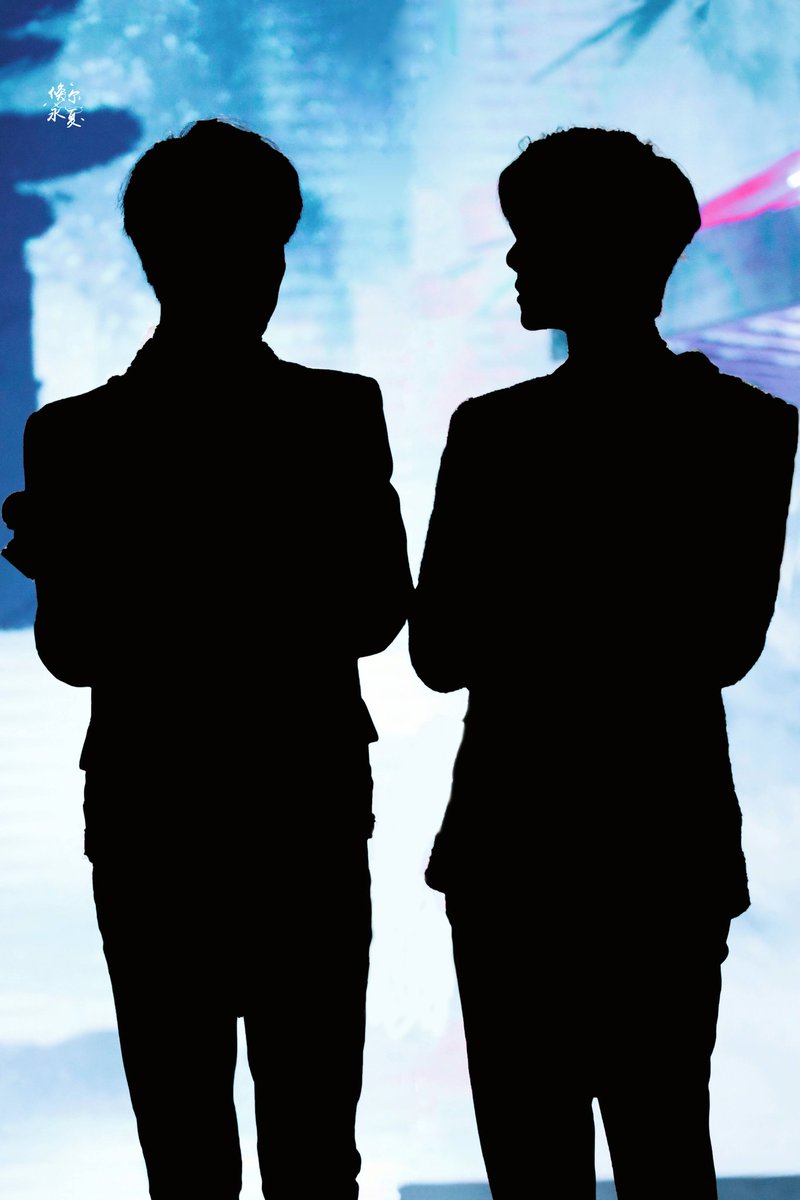 ruanerx's tweet photo. 𝙳𝚊𝚛𝚔𝚗𝚎𝚜𝚜 𝚌𝚊𝚗𝚗𝚘𝚝 𝚍𝚛𝚒𝚟𝚎 𝚘𝚞𝚝 𝚍𝚊𝚛𝚔𝚗𝚎𝚜𝚜: 𝚘𝚗𝚕𝚢 𝚕𝚒𝚐𝚑𝚝 𝚌𝚊𝚗 𝚍𝚘 𝚝𝚑𝚊𝚝. 𝙷𝚊𝚝𝚎 𝚌𝚊𝚗𝚗𝚘𝚝 𝚍𝚛𝚒𝚟𝚎 𝚘𝚞𝚝 𝚑𝚊𝚝𝚎: 𝚘𝚗𝚕𝚢 𝚕𝚘𝚟𝚎 𝚌𝚊𝚗 𝚍𝚘 𝚝𝚑𝚊𝚝.
#博君一肖 #bjyx #왕샤오 #ป๋อจ้าน https://t.co/ahrV4KDX2Y