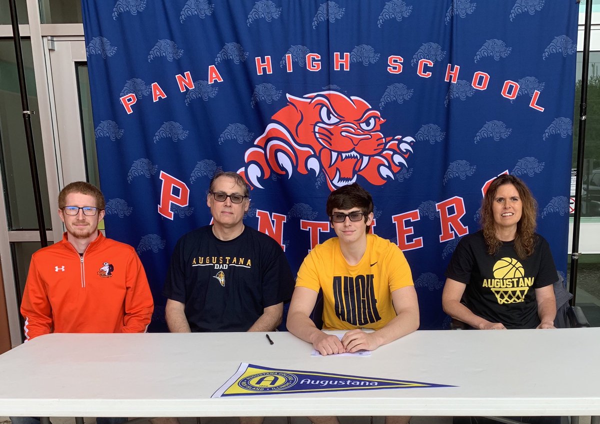 PLauff's tweet photo. So this happened today.  #TheBestIsYetToCome ⁦@LauffJonah⁩ ⁦@PanaBoysBball⁩ ⁦@Augustana_IL⁩ ⁦@AC_TomJessee⁩ ⁦@pv_viking⁩ ⁦@M_Ro20⁩ ⁦@Augiehoops⁩ ⁦@breezesports⁩ ⁦@GordonVoit⁩ https://t.co/4kGs4m5Sff