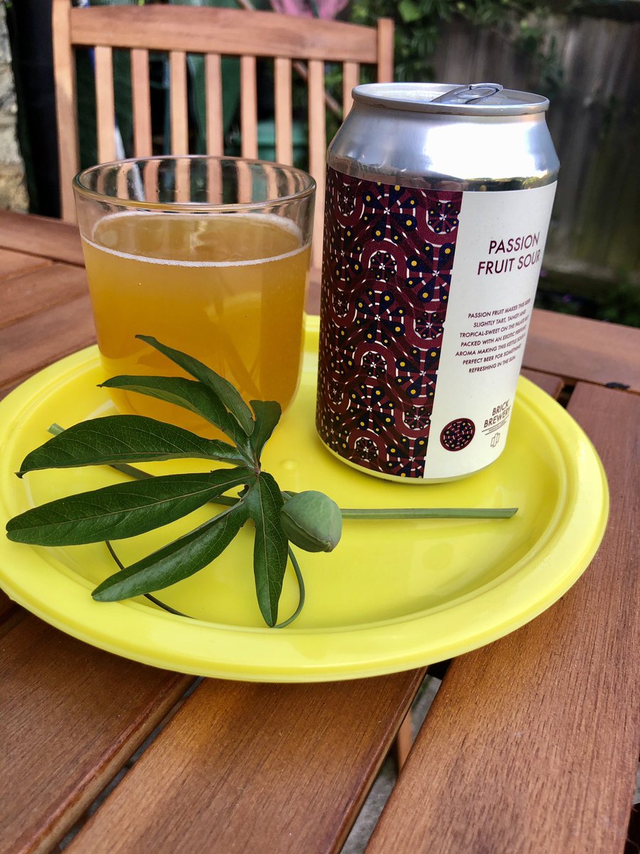 peeandapint's tweet photo. Another one from Brick Brewery (Peckham,London). Passion Fruit Sour. Strong aromas of passion fruit, tropical but tart flavours that hint at exotic locations. A holiday in a can.
#PubbingAtHome #LockdownBeers #PeeAndAPint https://t.co/bL35uABia9