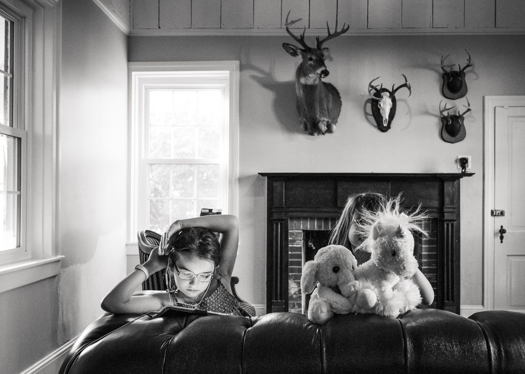 NatalieFayGreen's tweet photo. Distance Learning in the Man Cave
#blackandwhite #monochrome #lifewithkids #shamoftheperfect #thehonestlens #theartofchildhood #motherhood #parenting #acreativedc #fineartphotography #clickpro #bythings #covid #distancelearning #quarantinetimes #natgeoyourshot #nikonz6 https://t.co/Z1TqTHXNR7