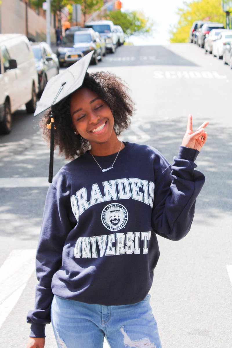 VictoriaB____'s tweet image. “I'm the rose that came from the concrete in the Rolls. I’m like gold, I'm life goals, man, I'm chosen, I'm floatin” —@iamcardib