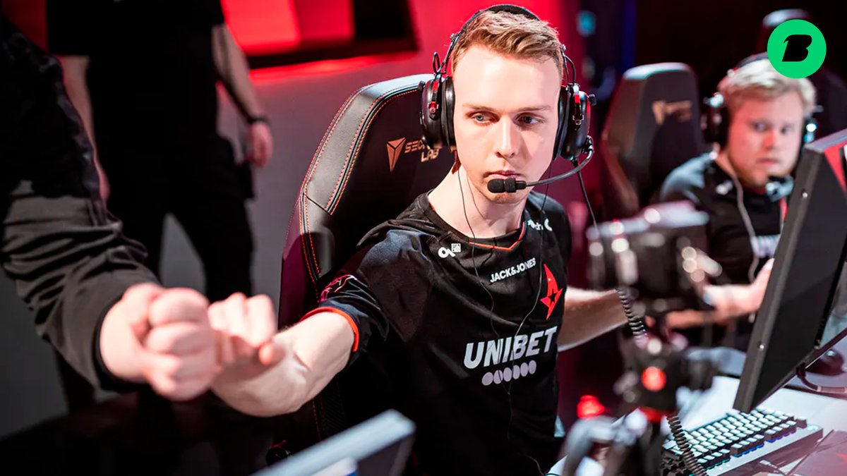 battleground_X's tweet photo. [#CSGO] Lukas "@gla1ve_csgo" Rossander deja el competitivo por 3 meses por problemas de salud. https://t.co/Pa6e2Hciix
